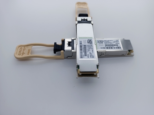 Optisches Modul Ciscos QSFP-100G-SR4-S 10-3142-01 QSFP28 100G SR4 100m OM4 MMF mit Verbindungsstück MPO-12