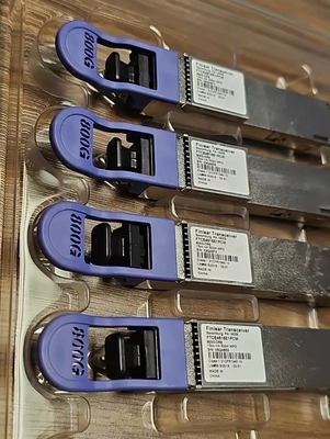 Finisar QSFP-DD-800G-DR8 500M SMF MPO16 Parallel Optische Module 100G Netzwerk-Switch 16 Kern Kapazität 40G Datenrate 1310nm
