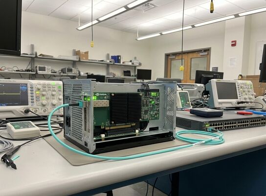 NVIDIA MCX75310AAS-NEAT ConnectX-7 VPI Adapter Single-Port OSFP 400GbE NDR InfiniBand PCIe5.0 x16 Netzwerkkarte