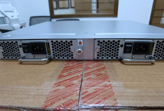 Brokat SAN 24P 8GB SWL schalten BR-6510-24-8G-R 24 X 8Gb SFP+ 48 Häfen